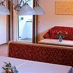 Haus Zangerl 4* Sankt Anton am Arlberg