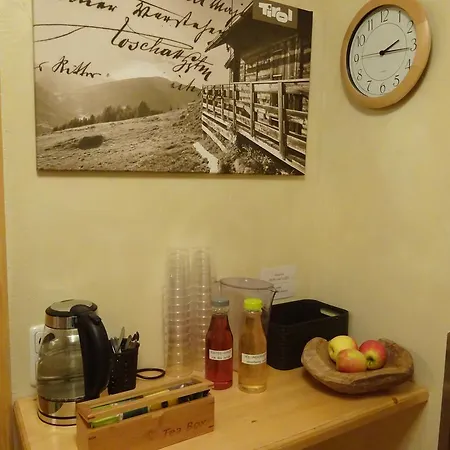 Guest house Haus Zangerl Inkl Sommer-karte Premium Sankt Anton am Arlberg
