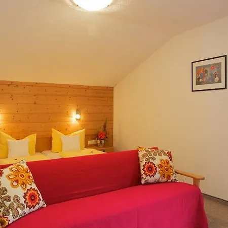 Haus Zangerl Penzion Sankt Anton am Arlberg