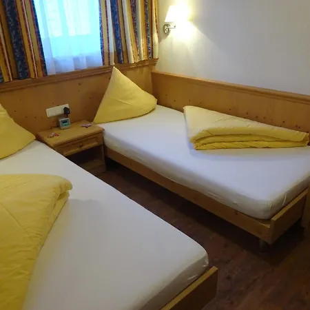 Haus Zangerl Inkl Sommer-karte Premium Guest house