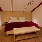Haus Zangerl Гостевой дом Санкт-Антон-ам-Арльберг