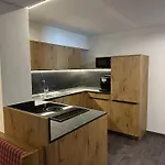 Haus Zangerl Санкт-Антон-ам-Арльберг