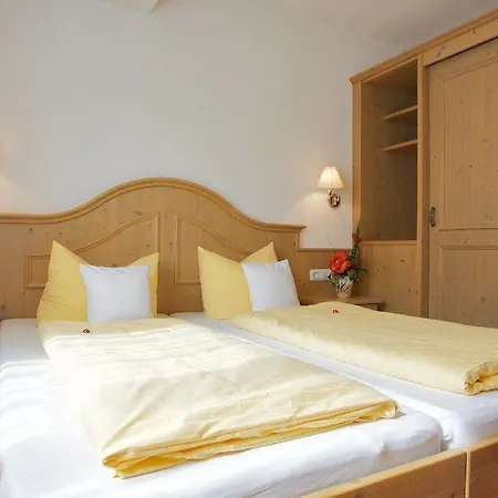 Haus Zangerl Maison d'hôtes Sankt Anton am Arlberg