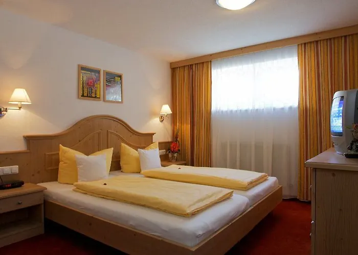 בית הארחה Haus Zangerl