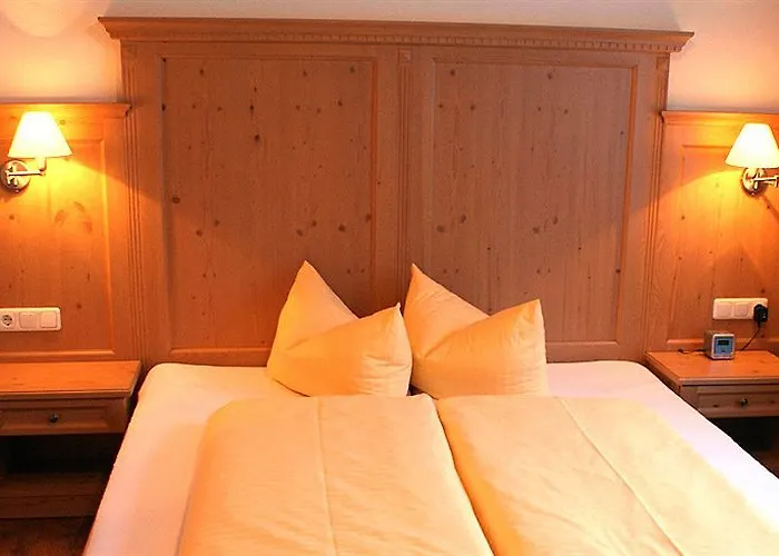 Haus Zangerl בית הארחה