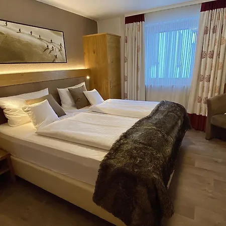 Haus Zangerl Pensjonat 4*