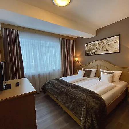 게스트하우스 Haus Zangerl 4*