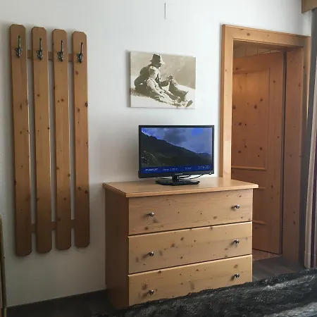 Haus Zangerl St. Anton am Arlberg