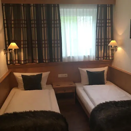 Haus Zangerl Pensjonat St. Anton am Arlberg
